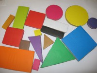 /album/fotogaleria1/figury%20geometryczne-%20ko%c5%82o%2c%20kwadrat%2c%20prostok%c4%85t%20i%20trojk%c4%85t-jpg/